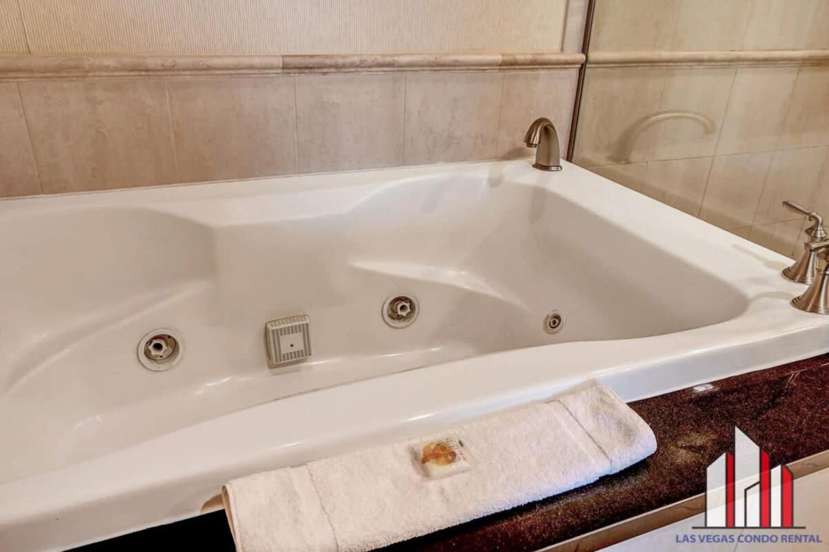Mgm Signature-15-604 Jacuzzi Studio Las Vegas Luaran gambar